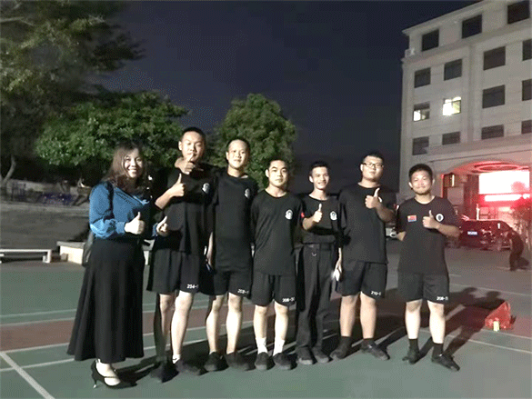 亦师亦友   双向奔赴