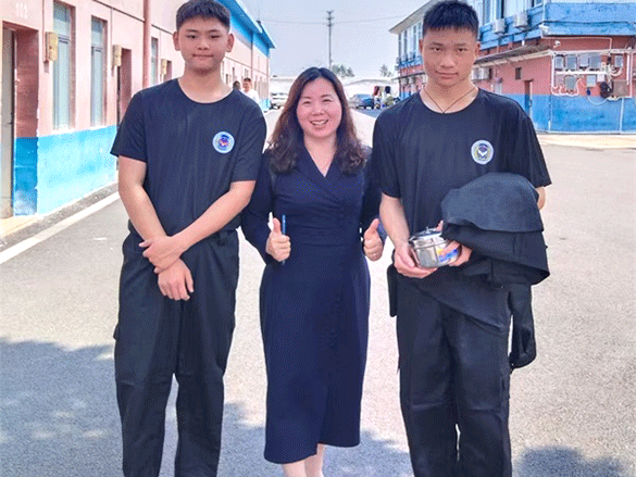 亦师亦友   双向奔赴